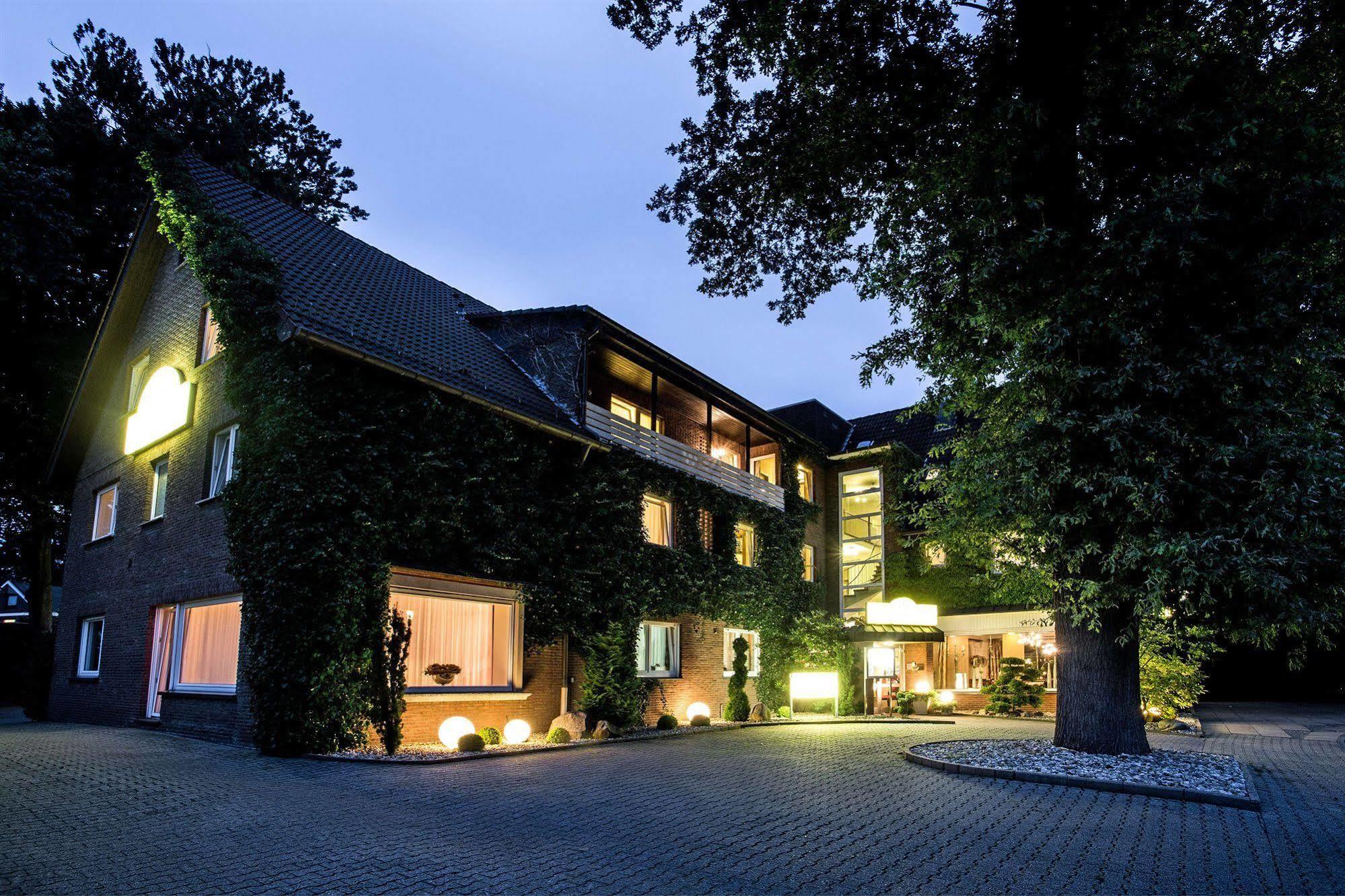 梅彭露天剧场公园酒店 外观 照片